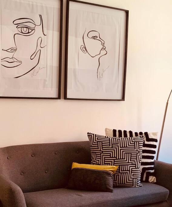 1-Bedroom Sea Point Gem - Perfect Location! Cidade Do Cabo Exterior foto